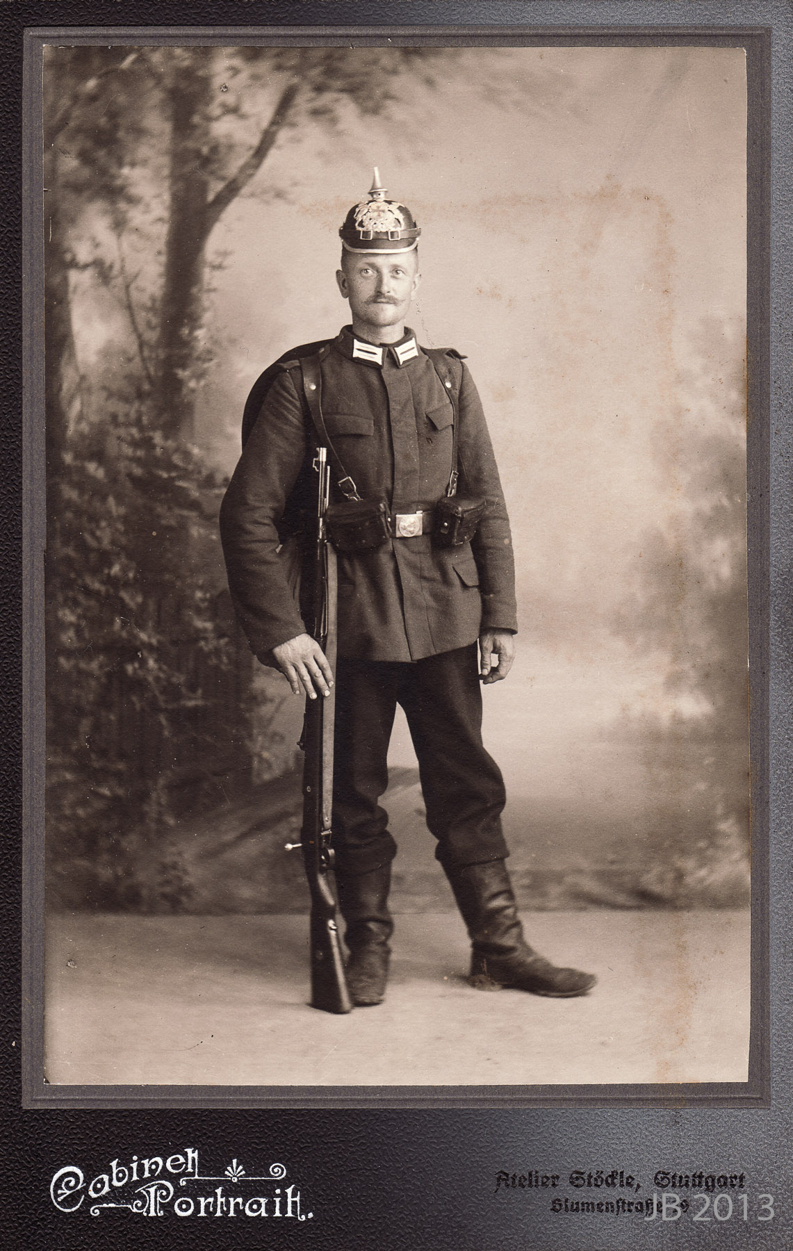 ../../pics/1914_Haug_Karl_Uniform_l.jpg